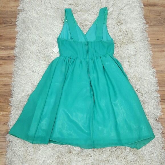 KLAXONS Women's Mini Dress Size Small Green Embellished - Picture 4 of 7